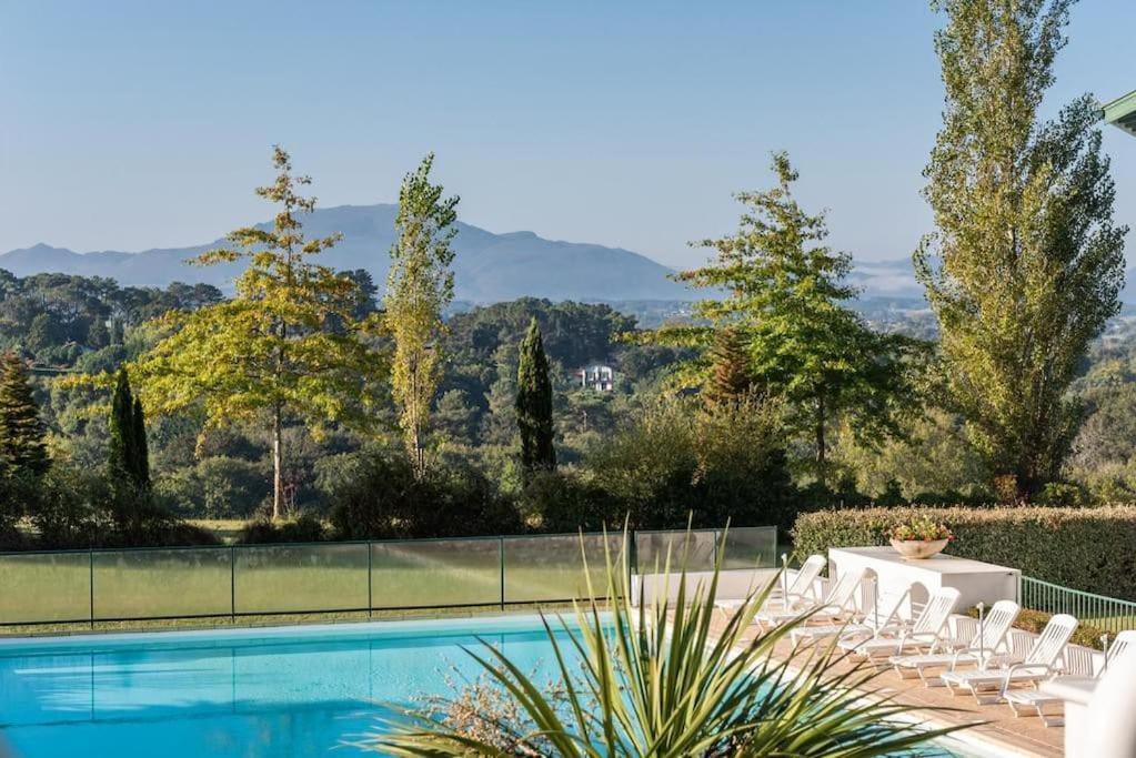 아르캉그 T1 Bis Avec Piscine Vue Golf Et Montagnes 아파트 외부 사진